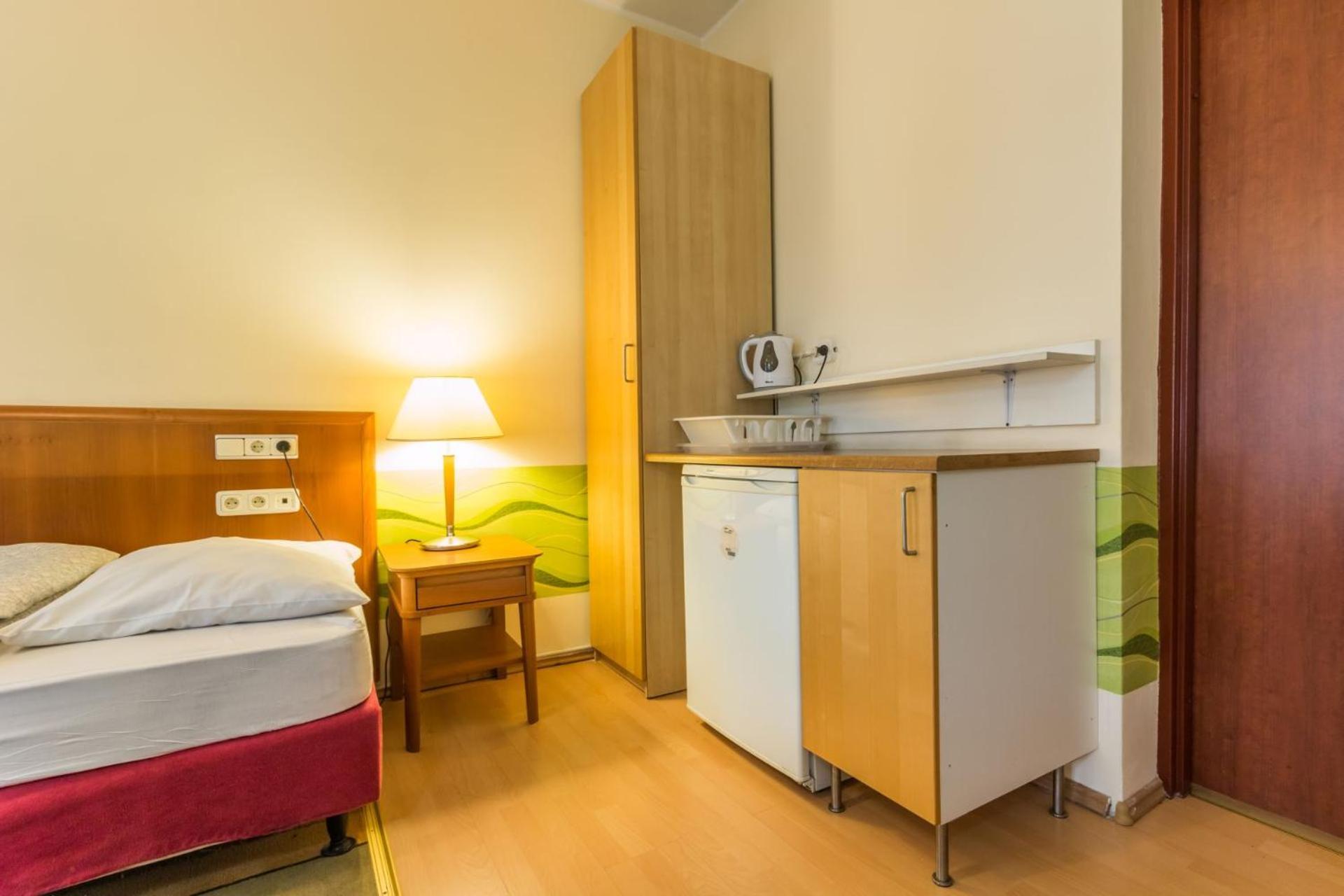 Hostel Nina Katowice Exterior photo